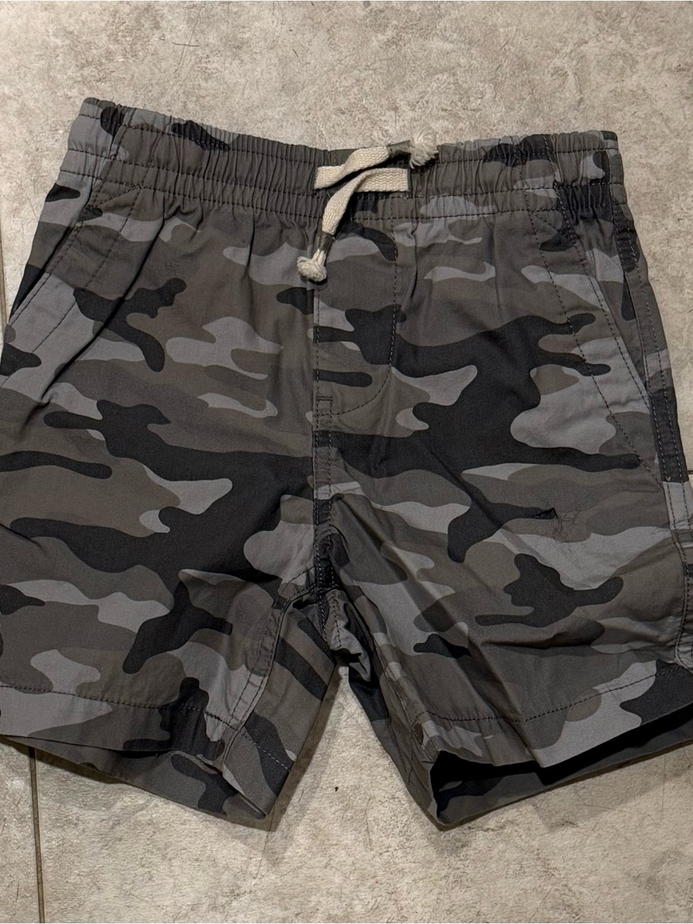 Kids GAP Camo SHORTS in Gray & Black